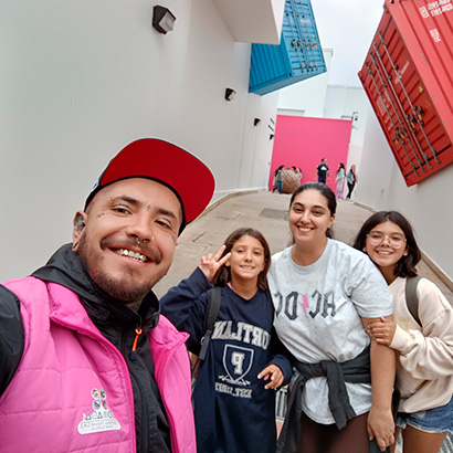 Nomadas Colombia Travel Cultural